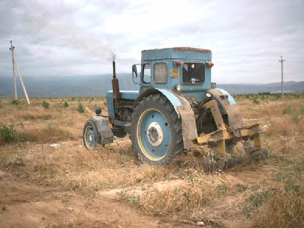 Tractor